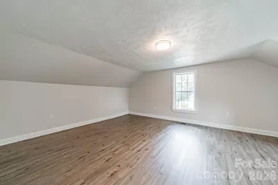 1002 W 2nd Avenue, Gastonia, NC 28052 - Photo 17