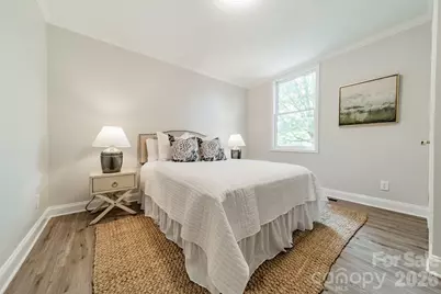 1002 W 2nd Avenue, Gastonia, NC 28052 - Photo 9