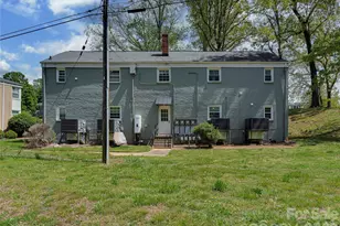 349 Wakefield Dr, Charlotte, NC 28209 - Photo 5