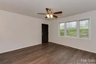 349 Wakefield Dr, Charlotte, NC 28209 - Photo 13