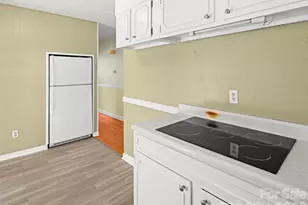 32 Hillendale Rd, Asheville, NC 28805 - Photo 13