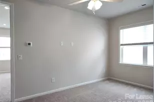 8823 Arrington Hall Dr, Charlotte, NC 28215 - Photo 15