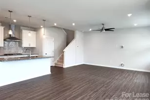 8823 Arrington Hall Dr, Charlotte, NC 28215 - Photo 9