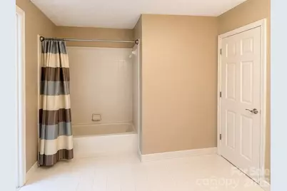 603 29th Avenue NE #213, Hickory, NC 28601 - Photo 19
