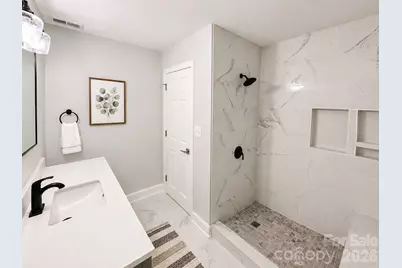 603 29th Avenue NE #213, Hickory, NC 28601 - Photo 13