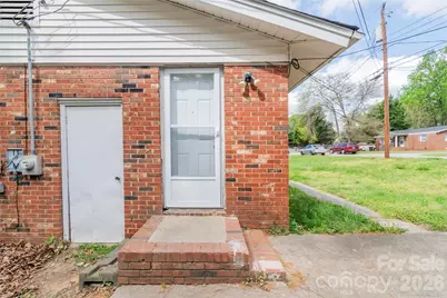 2019 Holly Street, Charlotte, NC 28216 - Photo 23