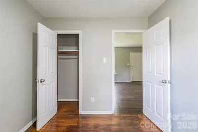 2019 Holly Street, Charlotte, NC 28216 - Photo 21