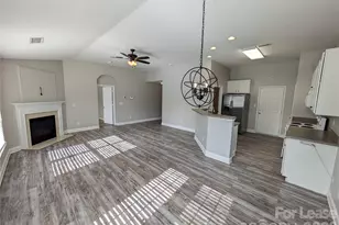 141 Golden Valley Dr, Mooresville, NC 28115 - Photo 7