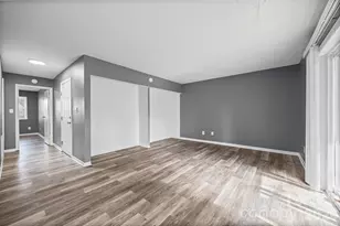 9119 Spyglass Pl, Charlotte, NC 28214 - Photo 7