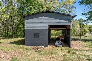 1975 3 Forks Church Rd, Taylorsville, NC 28681 - Photo 33