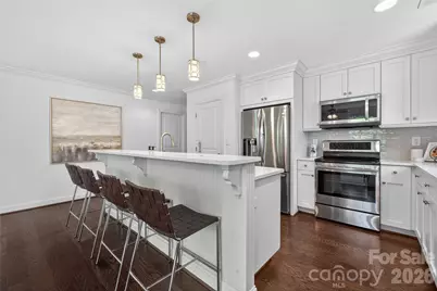 822 Matheson Avenue, Charlotte, NC 28205 - Photo 9