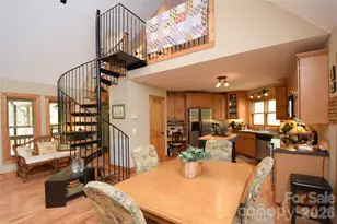 604 Croft View Dr, Bakersville, NC 28705 - Photo 19