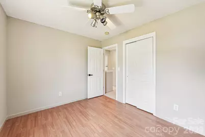 12531 Deaton Hill Drive, Charlotte, NC 28269 - Photo 21