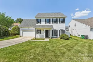 12531 Deaton Hill Dr, Charlotte, NC 28269 - Photo 1