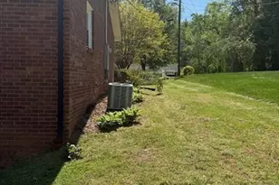 1126 Cannon Dr, Lenoir, NC 28645 - Photo 5