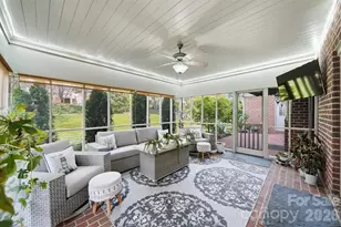 4225 3rd St NW, Hickory, NC 28601 - Photo 17