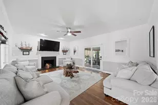 4225 3rd St NW, Hickory, NC 28601 - Photo 5