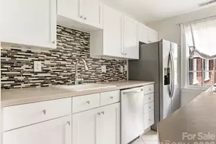 108 Colville Rd, Charlotte, NC 28207 - Photo 7