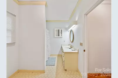 147 Walnut Avenue, Spruce Pine, NC 28777 - Photo 17