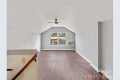 147 Walnut Avenue, Spruce Pine, NC 28777 - Photo 23