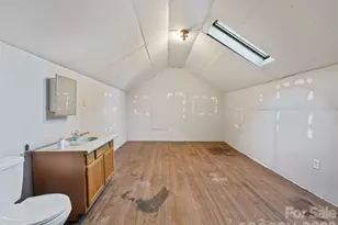 147 Walnut Ave, Spruce Pine, NC 28777 - Photo 25