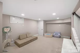 138 Middleton Dr, Charlotte, NC 28207 - Photo 39