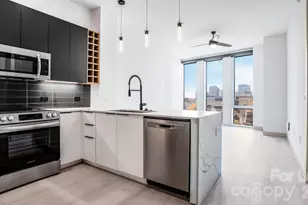 111 E Carson Blvd, Charlotte, NC 28203 - Photo 7