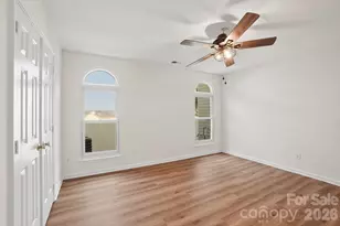 1629 Oak Knoll Ln, Charlotte, NC 28214 - Photo 13