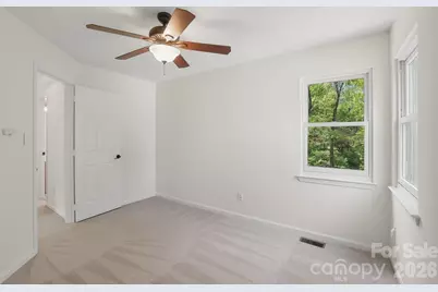 1629 Oak Knoll Lane, Charlotte, NC 28214 - Photo 21
