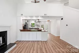 1629 Oak Knoll Ln, Charlotte, NC 28214 - Photo 5