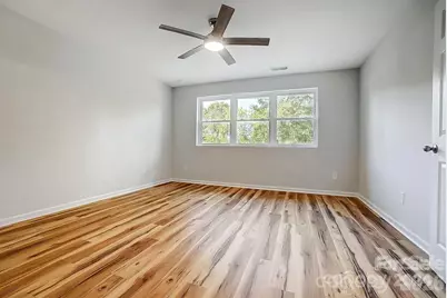 6615 Rockwell Boulevard W, Charlotte, NC 28269 - Photo 11