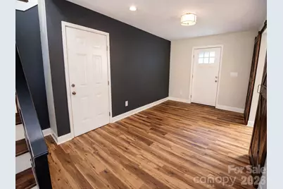 6615 Rockwell Boulevard W, Charlotte, NC 28269 - Photo 5