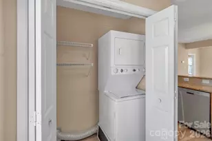 9029 J M Keynes Dr, Charlotte, NC 28262 - Photo 17