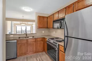 9029 J M Keynes Dr, Charlotte, NC 28262 - Photo 5