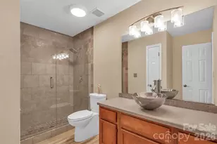 9029 J M Keynes Dr, Charlotte, NC 28262 - Photo 21