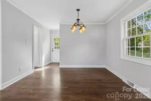 4411 Kevin Ct, Charlotte, NC 28205 - Photo 9