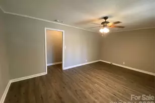 102 McDowell St, Great Falls, SC 29055 - Photo 17