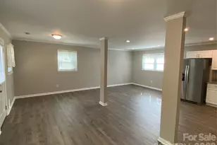 102 McDowell St, Great Falls, SC 29055 - Photo 23