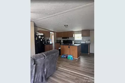 170 Cooper Road, Campobello, SC 29322 - Photo 5