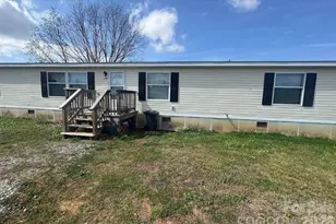 170 Cooper Rd, Campobello, SC 29322 - Photo 1