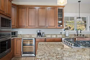 711 Winfield Dr, Clyde, NC 28721 - Photo 15