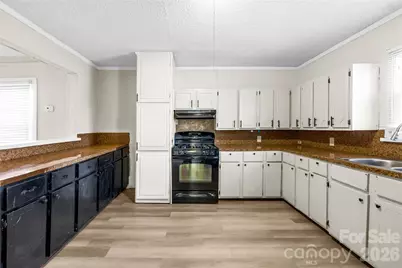 257 Jefferson Street, Statesville, NC 28677 - Photo 13