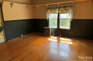 145 W Burnsville St, Wadesboro, NC 28170 - Photo 21