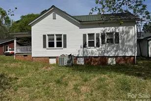 145 W Burnsville St, Wadesboro, NC 28170 - Photo 7