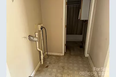 145 W Burnsville Street, Wadesboro, NC 28170 - Photo 27