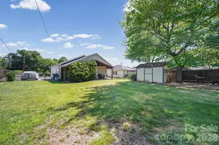 335 Mayflower Ave, Cramerton, NC 28032 - Photo 31