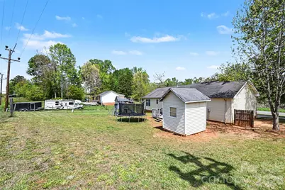 353 Woodlawn Avenue, Mount Holly, NC 28120 - Photo 27
