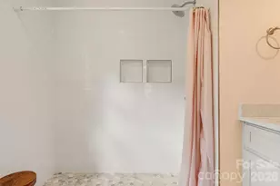 92 Rose Hill Rd, Asheville, NC 28803 - Photo 27