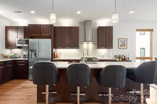 933 Westbrook Dr, Charlotte, NC 28202 - Photo 11