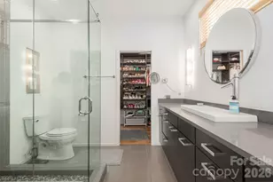 933 Westbrook Dr, Charlotte, NC 28202 - Photo 15